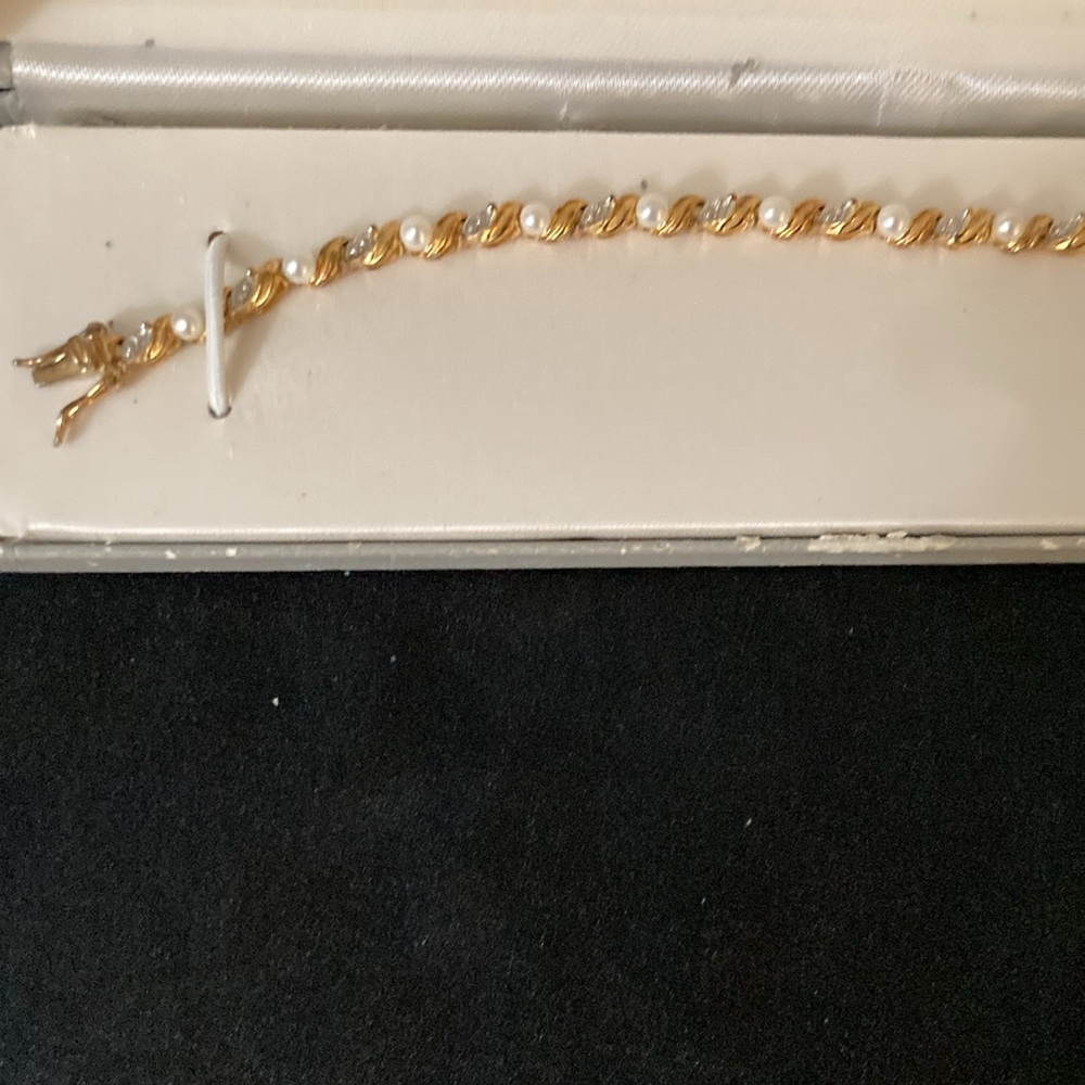 Vintage Gold Bracelet with Diamond Accent - Picture 3 of 7